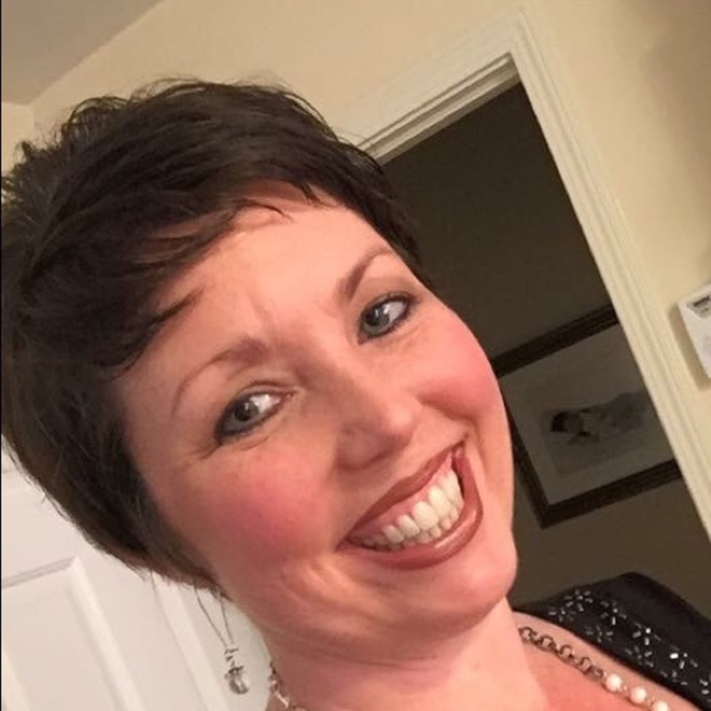 Meet your Posher, April